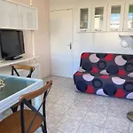 Apartament Confortable T2 Avec Terrasse Privee Pres Des Thermes Et Du Centre-ville A - Fr-1-553-144 Balaruc-les-Bains