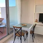 Confortable T2 Avec Terrasse Privee Pres Des Thermes Et Du Centre-ville A - Fr-1-553-144 *