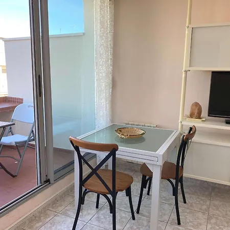 Confortable T2 Avec Terrasse Privee Pres Des Thermes Et Du Centre-ville A - Fr-1-553-144 *